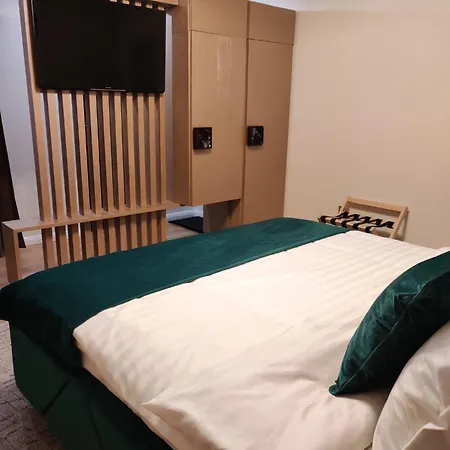 Trend Aparthotel *