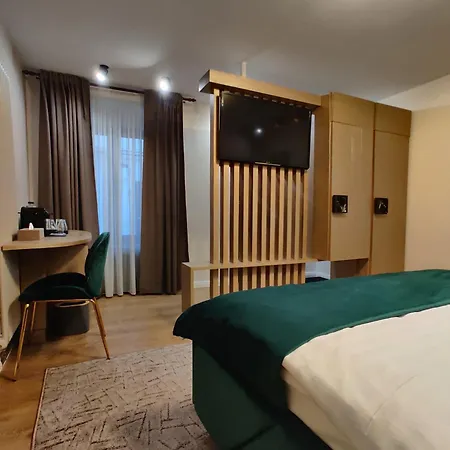 Aparthotel Trend *