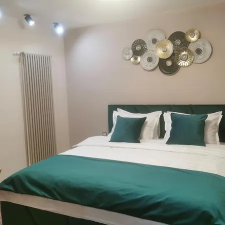 Trend 3* Брашов